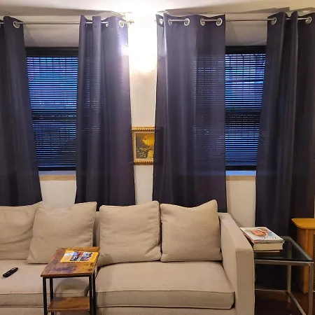Stylish 2 Bedrooms In Upper Manhattan New York