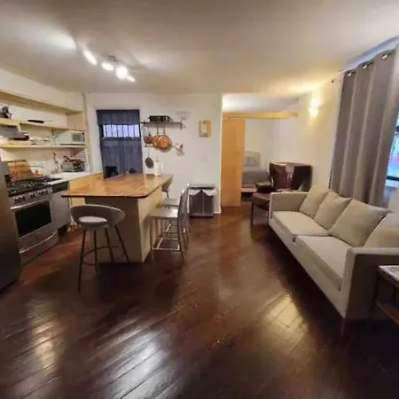 Stylish 2 Bedrooms In Upper Manhattan *