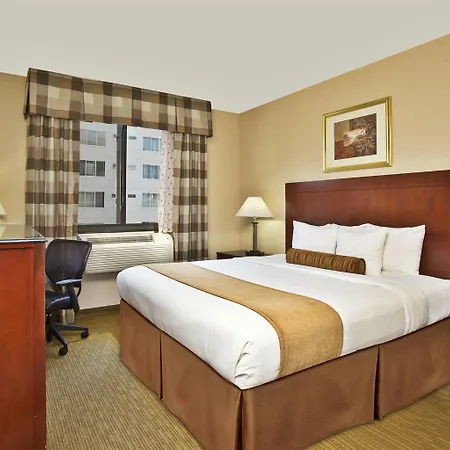 Hotel Western Arena 3*