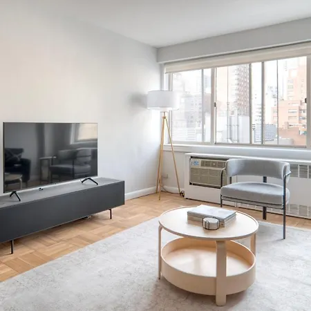 Lenox Hill 2br W Elevator Doorman Nyc-1012 *
