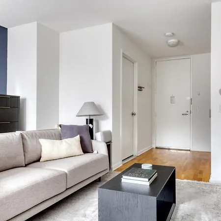 In Trendy Tribeca Indoor Pool Gym Nyc-153 Apartment *
