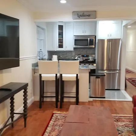 1120-1 Comfortable Qualitycribs Apartment New York