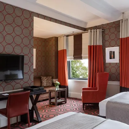 The Empire Hotel 4*