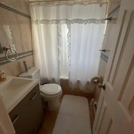 Private House 5 Minutes From Airport Jfk & Casino New York