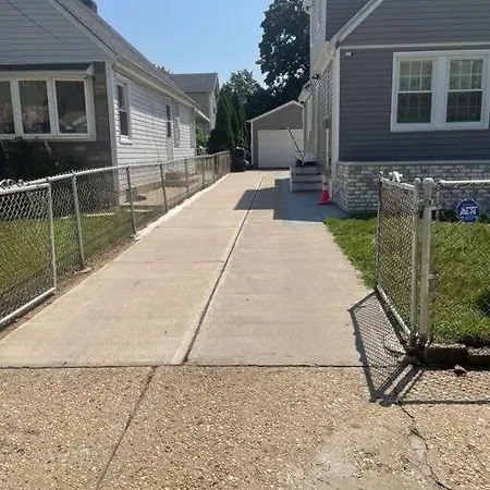 Apartment Private House 5 Minutes From Airport Jfk & Casino