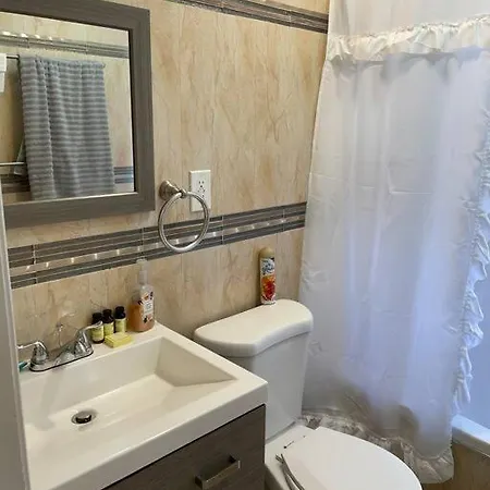 Private House 5 Minutes From Airport Jfk & Casino *