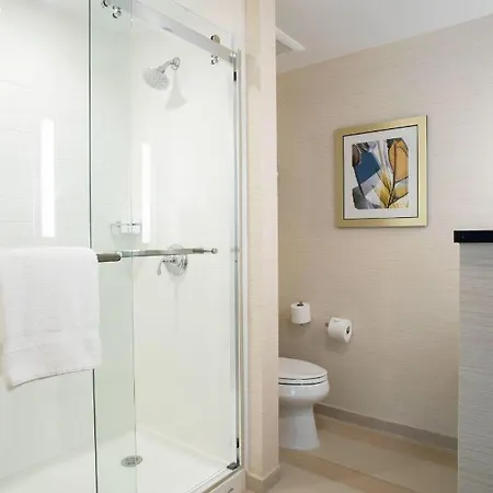Fairfield & By Marriott Queens/fresh Meadows Hotel