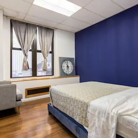 Privet Loft In The Hart Of Fidi Street New York