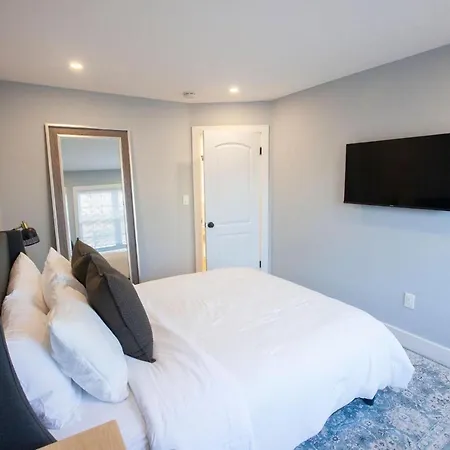 Alafia- Cozy Jfk Area - Is A Hosted Meaning The Host Live On Site *