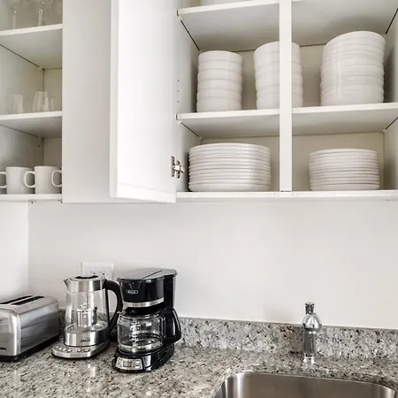 Ues 2br W Elevator Doorman Gym Nr Park Nyc-1072 New York
