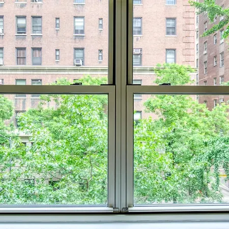 Uws 1br W Elevator Doorman Gym Nr 1 Line Nyc-626 Apartment New York