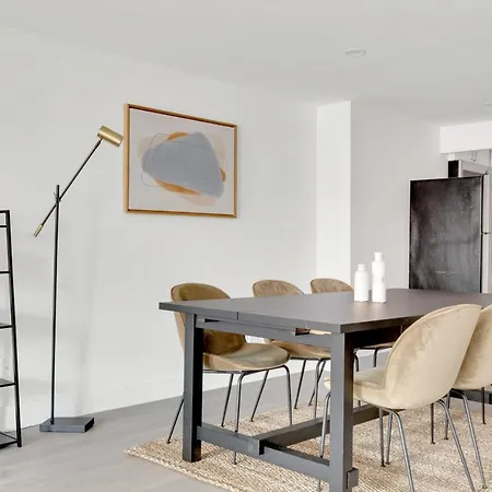 Apartment Tasteful Cobble Hill 3br W Wd Nr Tj Nyc-755
