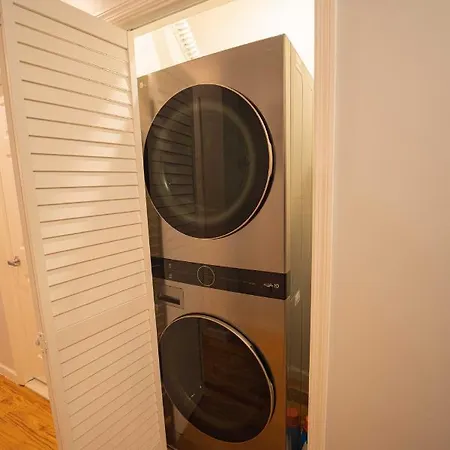 Apartment 4 Bed Luxury Apt Long Or Short