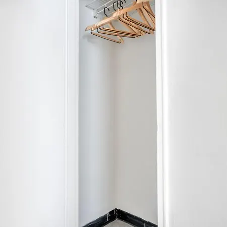 Apartment Lenox Hill 2br W Elevator Doorman Nyc-1012 *