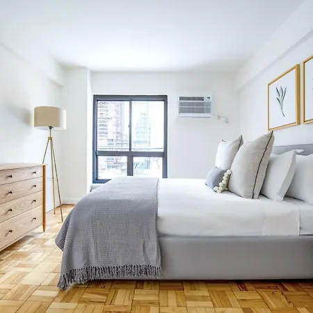 Midtown E 2br W Wd Nr Park Nyc-533