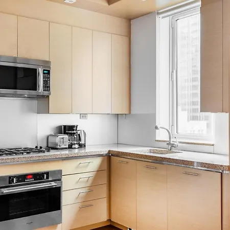 Midtown 1br W Doorman Gym Nr Times Sq Nyc-697 Apartment