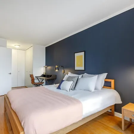 Midtown 2br W Pool Gym Roof Nr Broadway Nyc-382 * New York