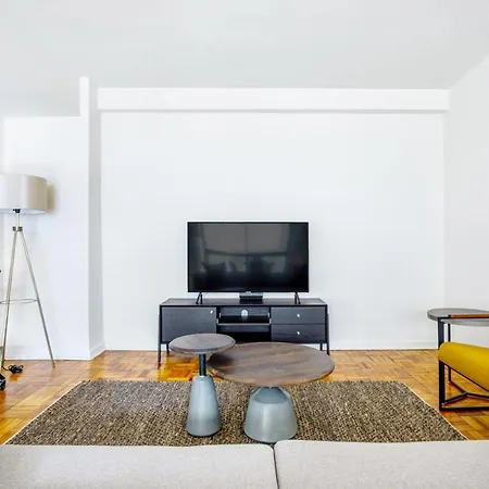 Midtown E 1br W Wd Doorman Nr Park Nyc-532 Apartment *
