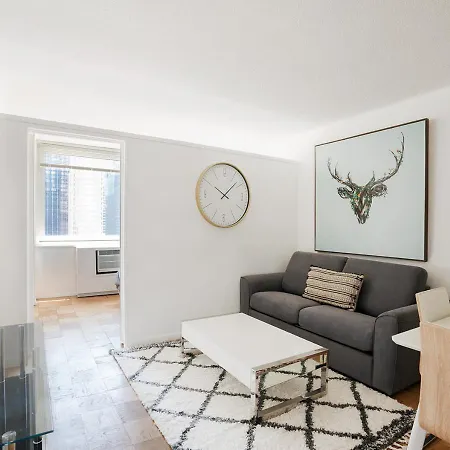Fabulous 2 Bedroom At Columbus Circle