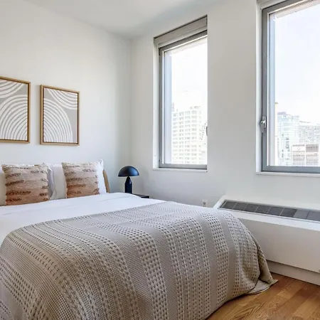 Midtown West 1br W Gym Wd Doorman Nr Hudson Nyc-1102 *