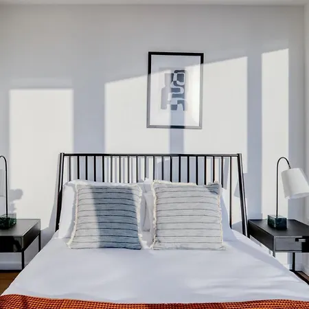 Clinton Hill 2br W Wd Gym Pool Nr Bam Nyc-974 Apartment New York