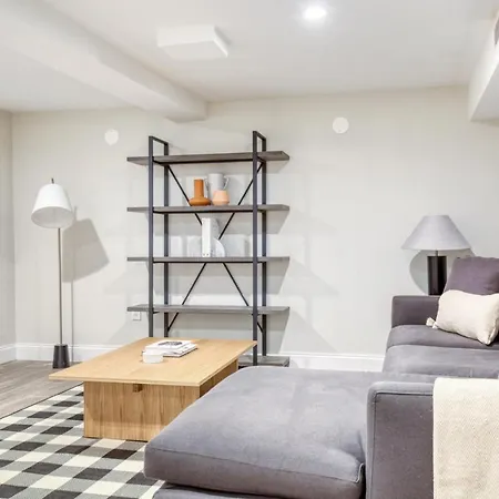2br Gowanus Townhouse W Wd Nr Prospect Park Nyc-883 *