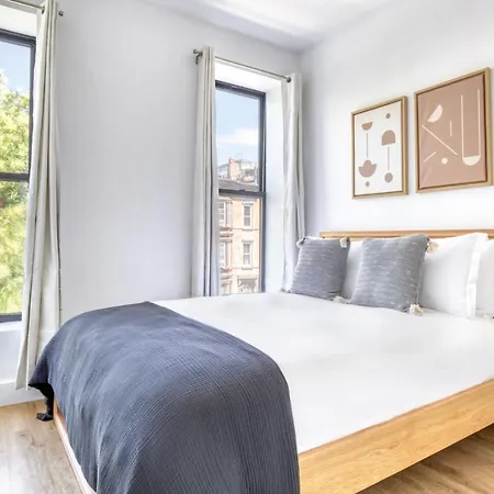 Park Slope 2br W Wd Nr Barclays Center Nyc-908 *