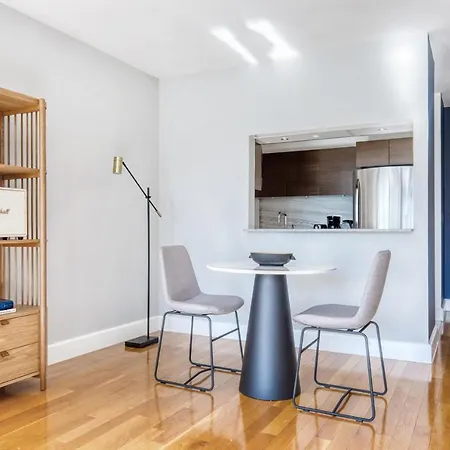 Apartment Theater District 1br W Indoor Pool Gym Nyc-103 *