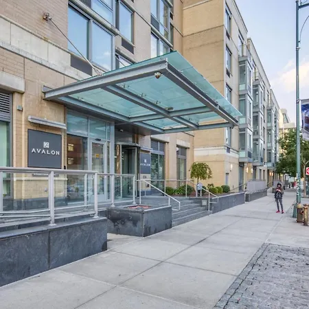 Apartment Lic 1br W Wd Elevator Doorman Nr E River Nyc-764 New York