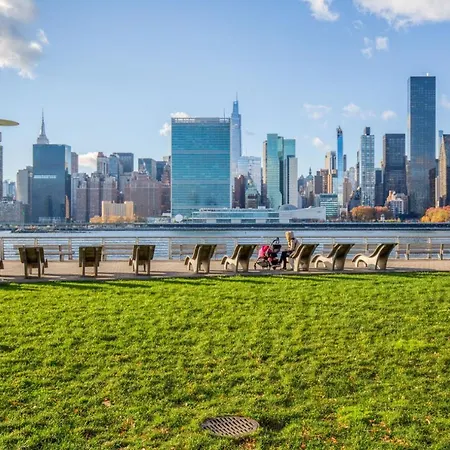 Apartment Lic 1br W Wd Elevator Doorman Nr E River Nyc-764 New York
