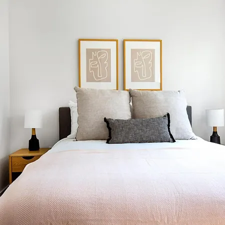 Apartment Midtown E 2br W Elevator Nr Park Nyc-579 New York