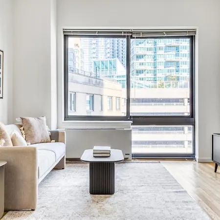 Lic 1br W Wd Elevator Doorman Nr E River Nyc-764 New York