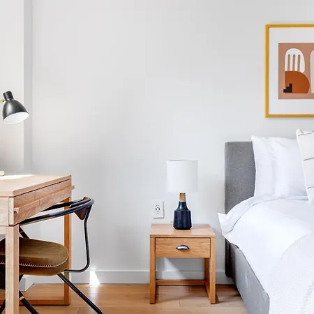 Midtown E 2br W Elevator Nr Park Nyc-579 New York