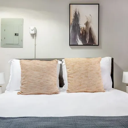 West Village Studio Nr Washington Sq Park Nyc-985
