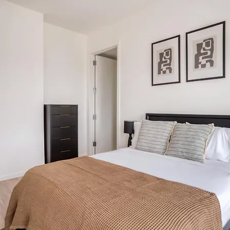 Clinton Hill 1br W Wd Gym Pool Nr Bam Nyc-969 Apartment