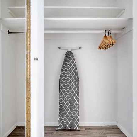 Apartment Ues 1br Wdoorman 15m Nr Park Nyc-198