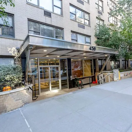 Ues 1br Wdoorman 15m Nr Park Nyc-198 Apartment