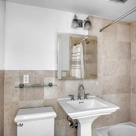 Sleek Nolita 1br W Wd Nr Soho Nyc-891 Apartment *