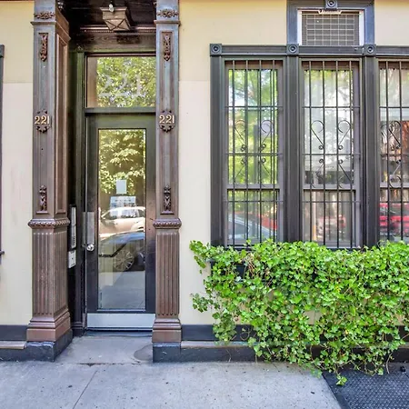 Apartment Sleek Nolita 1br W Wd Nr Soho Nyc-891 New York