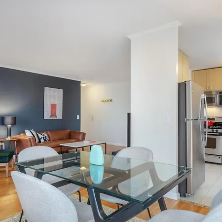 Apartment Midtown 2br W Pool Gym Parking Nr Broadway Nyc-381