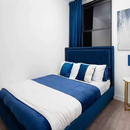 Modern 2 Bd/2ba In Manhattan *