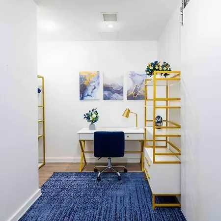 Modern 2 Bd/2ba In Manhattan