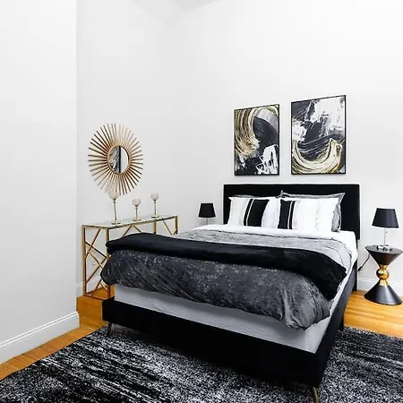Spacious In Brooklyn Heights Apartment New York