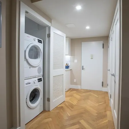 Apartment Elegant East Side New York