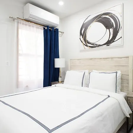 78-3b New Junior 1 Bedroom Prime Ues Wd In Unit *