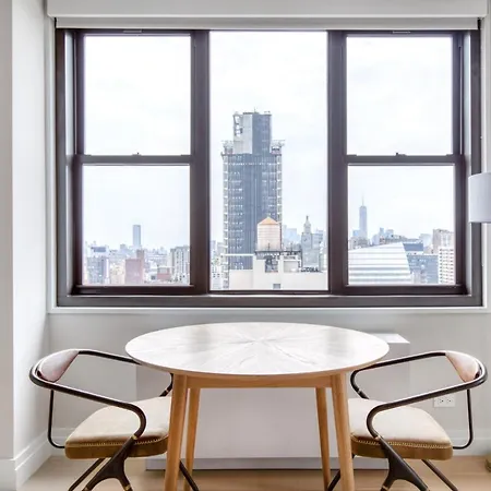 Apartment Murray Hill 2br W Gym Doorman Elevator Nr Bars Nyc-623 New York