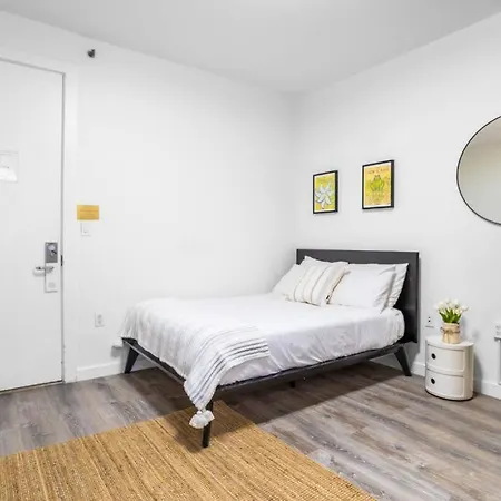 Calm And Central Studio Apt * New York