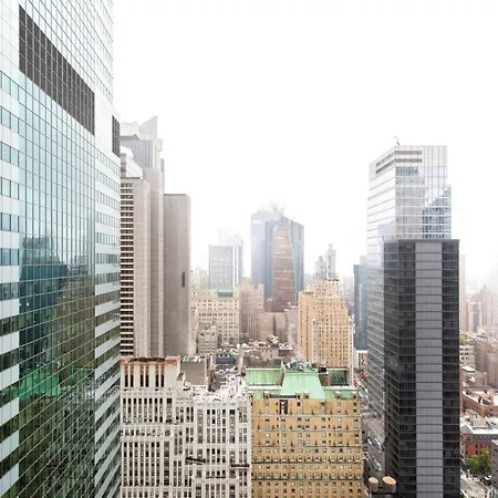 Midtown 2br W Pool Gym Roof Nr Broadway Nyc-382 *