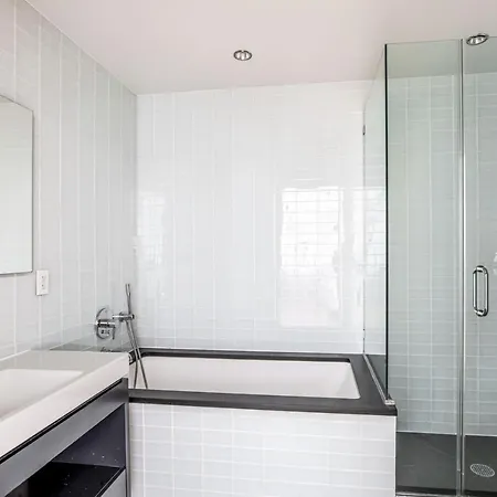 Apartment Midtown West 1br W Gym Wd Doorman Nr Hudson Nyc-1102