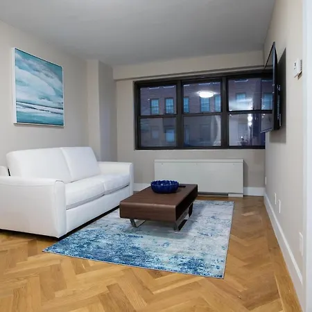 Apartment Elegant East Side New York